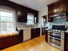 195 Lake St in Boston, MA - Building Photo