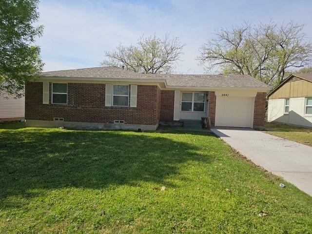 property at 2841 Belhaven Dr