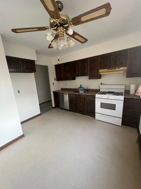 37 Rutherford Ct in Totowa, NJ - Building Photo - Building Photo