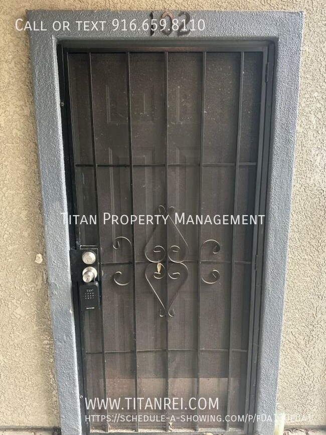 3736 Astoria St in Sacramento, CA - Building Photo - Building Photo