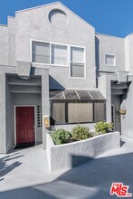 1436 20th St-Unit -11 in Santa Monica, CA - Building Photo - Building Photo