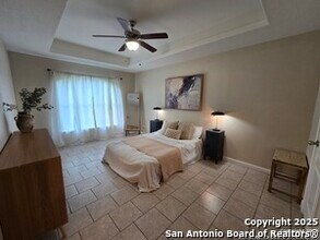 2722 Wade St in San Antonio, TX - Foto de edificio - Building Photo