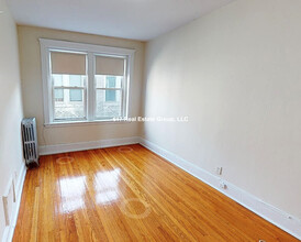 127 Sutherland Rd in Boston, MA - Building Photo - Building Photo