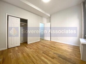 235 W 103rd St, Unit 2B in New York, NY - Building Photo - Building Photo