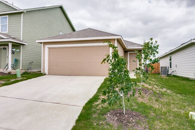 7218 Ox Pl in San Antonio, TX - Building Photo - Building Photo