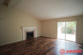 4900 Magic Ave in Bakersfield, CA - Building Photo - Building Photo