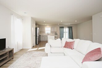 127 Virginia Ave in Palmyra, VA - Building Photo - Building Photo