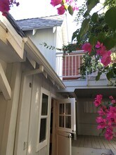 4395 Morro Dr in Woodland Hills, CA - Foto de edificio - Building Photo