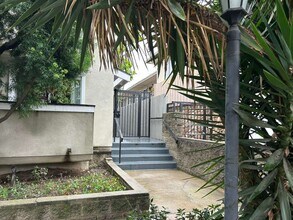 1328 9th St in Santa Monica, CA - Building Photo - Building Photo