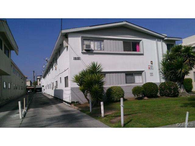 15121 S Budlong Ave in Gardena, CA - Foto de edificio