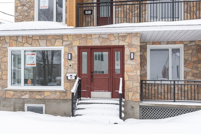 20 Sauvageau St in Lévis, QC - Building Photo - Building Photo