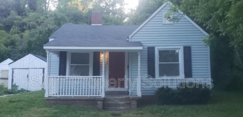1026 Pearson St in Greensboro, NC - Building Photo