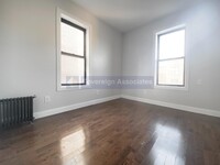 530 Isham St in New York, NY - Foto de edificio - Floor Plan