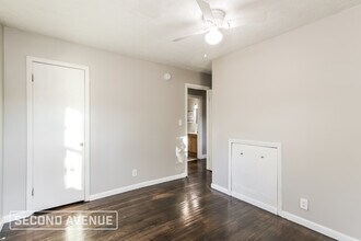 4718 Dohn Rd in Louisville, KY - Building Photo - Building Photo