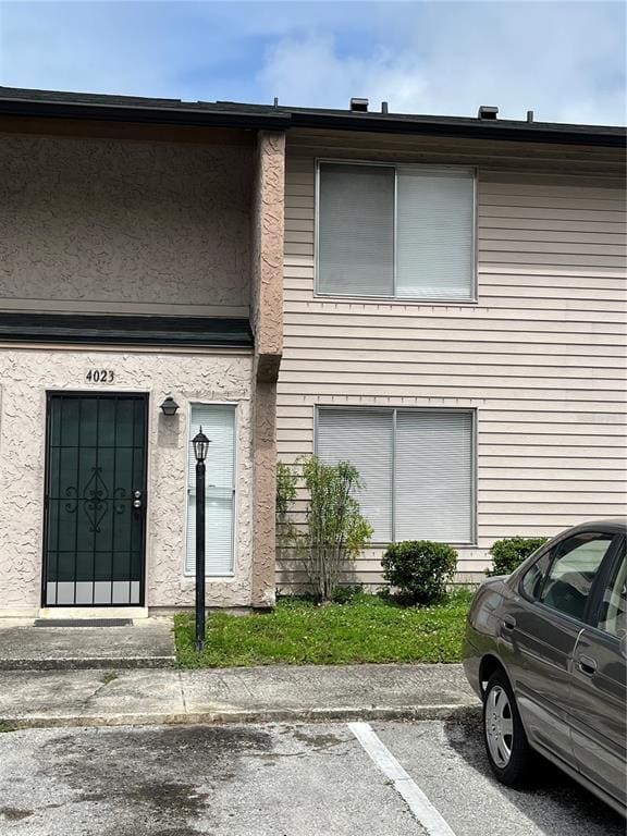 property at 4023 Henley Rd