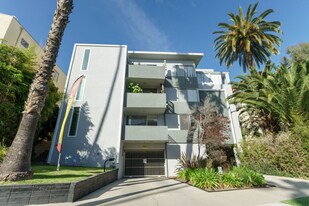 816 S. Bundy Dr in Los Angeles, CA - Building Photo