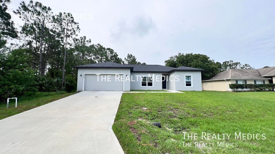 324 Dailey St SE in Palm Bay, FL - Foto de edificio