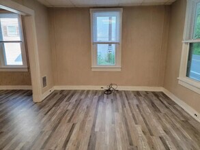 390 N Clay Rd, Unit A in Lititz, PA - Building Photo - Building Photo