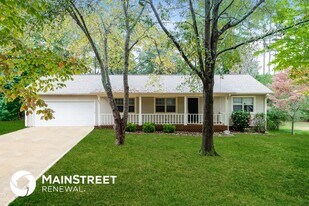 85 Highland Dr in Mcdonough, GA - Building Photo