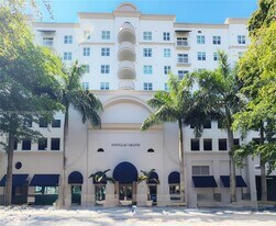 50 Menores Ave in Coral Gables, FL - Building Photo
