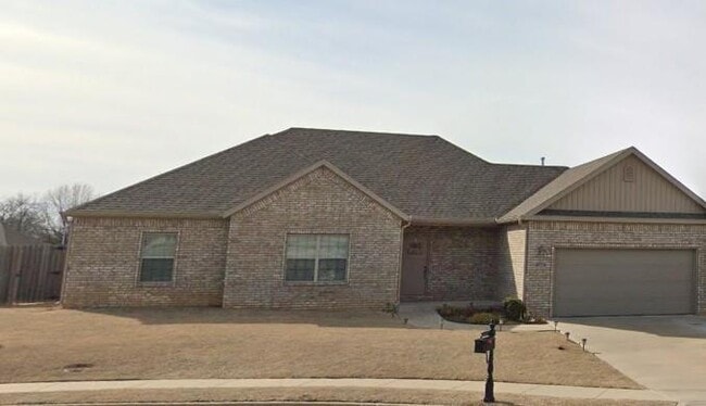 property at 597 Quartz Wy