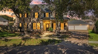 3710 N Autrey Ct in Missouri City, TX - Building Photo