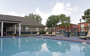 The Gates On Manhattan Star Homes Apartments Harvey La Louisiana Building Photo The Gates On Manhattan Star Homes Apartments In Harvey