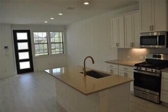 2520 Red Tailed Hawk Ln in McKinney, TX - Foto de edificio - Building Photo