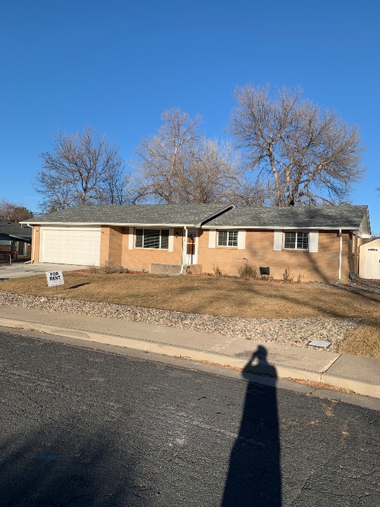 2341 Farisita Dr in Loveland, CO - Building Photo