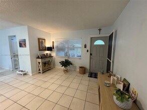 3123 SW Natura Ave in Deerfield Beach, FL - Building Photo - Building Photo