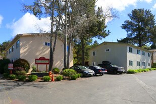 Villa Tiburon Apartments