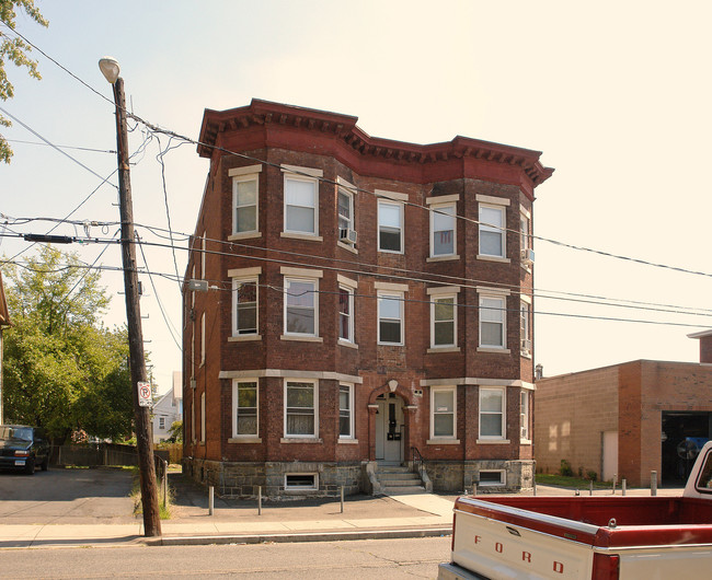 18 S Whitney St in Hartford, CT - Foto de edificio - Building Photo