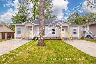5703 Valley Dr in Little Rock, AR - Building Photo - Building Photo
