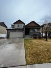 Spacious 4 Bed, 2 1/2 Bath House in Berthoud! in Berthoud, CO - Building Photo - Building Photo