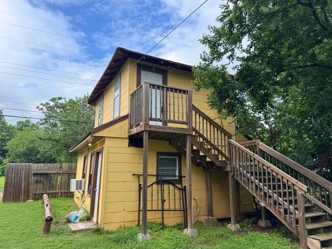 property at 2007 10th St