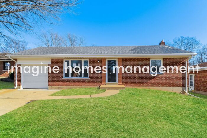 10108 Shapfield Ln in Affton, MO - Building Photo