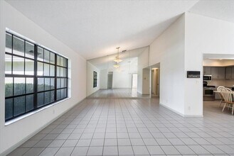 2216 Amesbury Ct in Wellington, FL - Building Photo - Building Photo