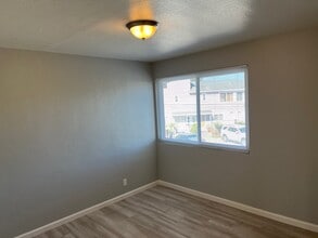 6546 Kelly St in San Diego, CA - Building Photo - Building Photo