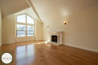 1309 Melbourne St in Foster City, CA - Building Photo - Building Photo