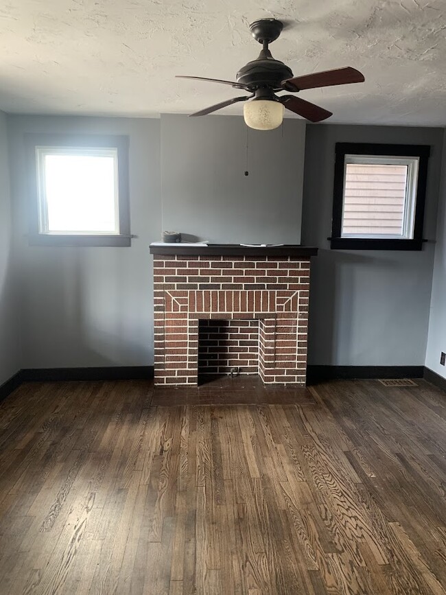418 George St in Turtle Creek, PA - Foto de edificio - Building Photo
