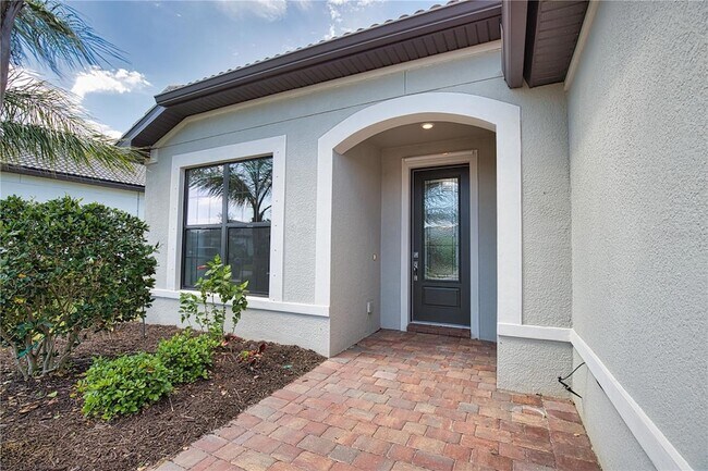 13172 Rinella St, Unit 2 in Venice, FL - Building Photo - Building Photo