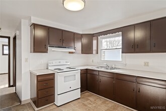 317 Sundridge Dr in Buffalo, NY - Foto de edificio - Building Photo