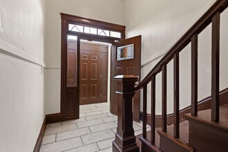 7 Forbes St, Unit 1 in Boston, MA - Building Photo - Building Photo