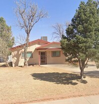 1610 12th St in Eunice, NM - Building Photo