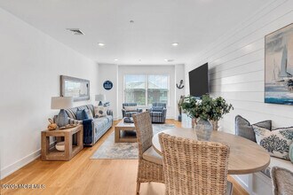 1801 NJ-35 in Point Pleasant Beach, NJ - Building Photo - Building Photo