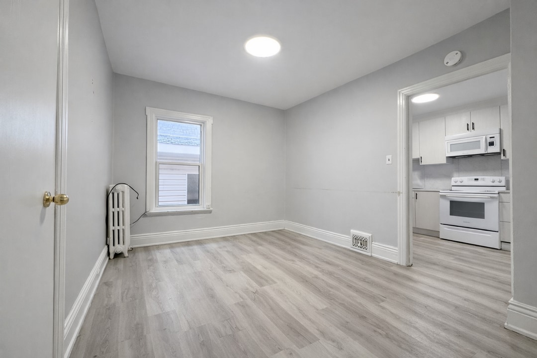 29 Chatham St in Brantford, ON - Building Photo