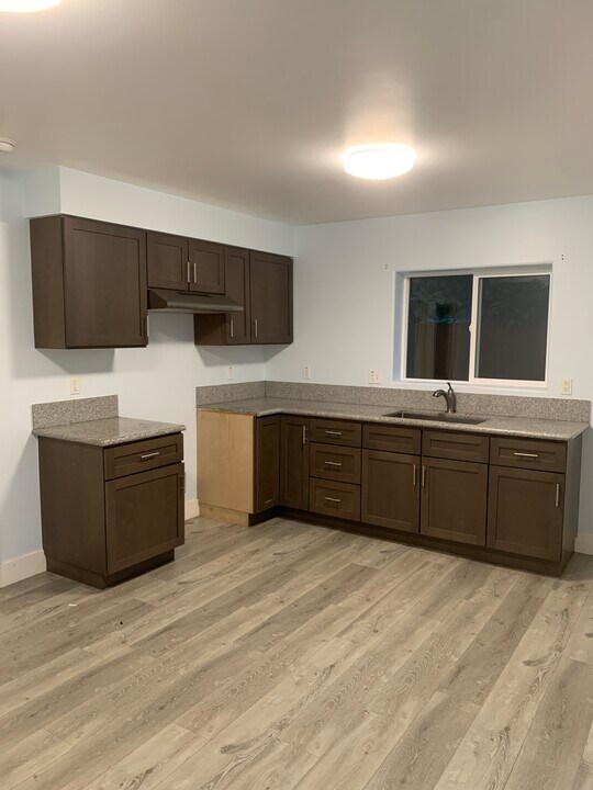 1227 W 146th St in Gardena, CA - Building Photo