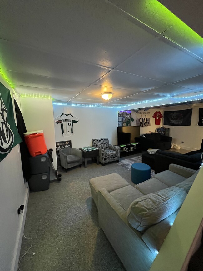 1714 Village O Dr in Maryville, MO - Building Photo - Building Photo