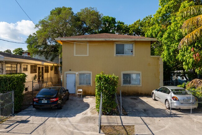 36-38 NE 61st St in Miami, FL - Building Photo - Building Photo