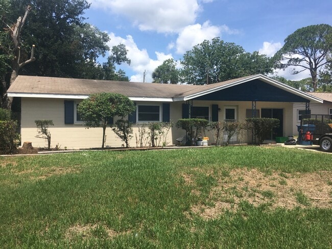 property at 1500 Wildrose Ln